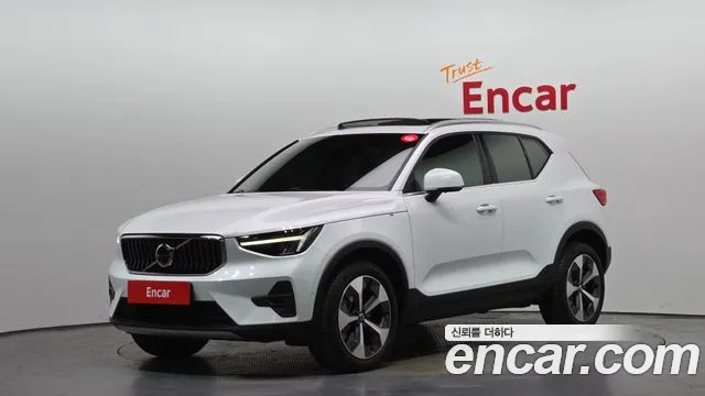 Volvo XC40 2022
