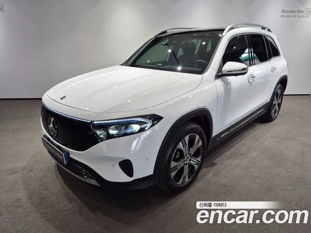 Mercedes-Benz EQB 2025
