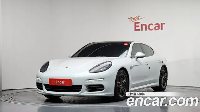 Porsche Panamera 2013
