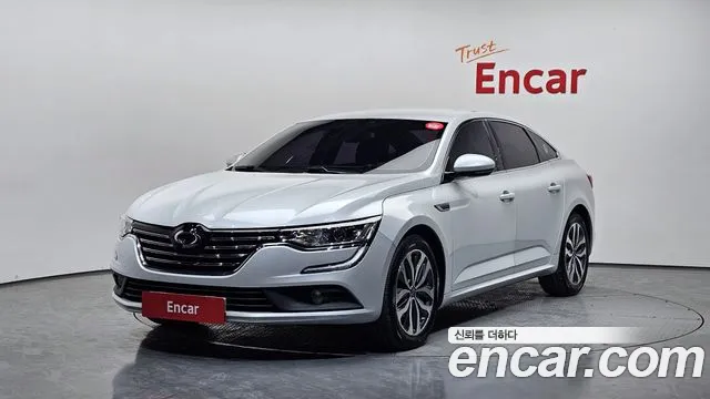Renault SM6 2016