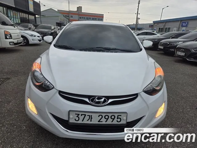Hyundai Avante 2013