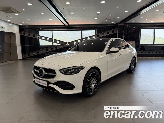 Mercedes-Benz C-Class 2024