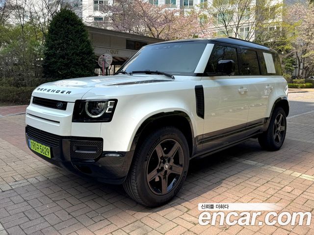 Land Rover Defender 2025