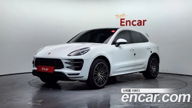 Porsche Macan 2016