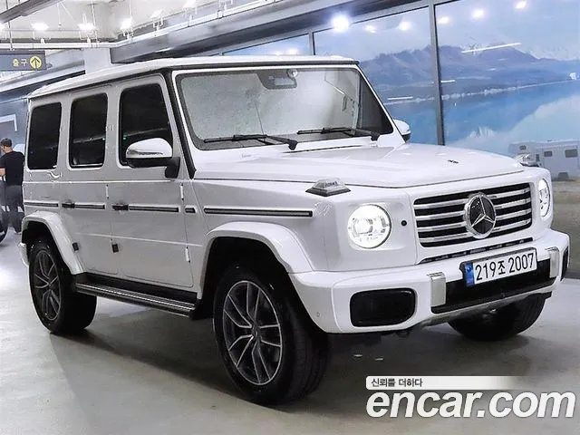 Mercedes-Benz G-Class 2024