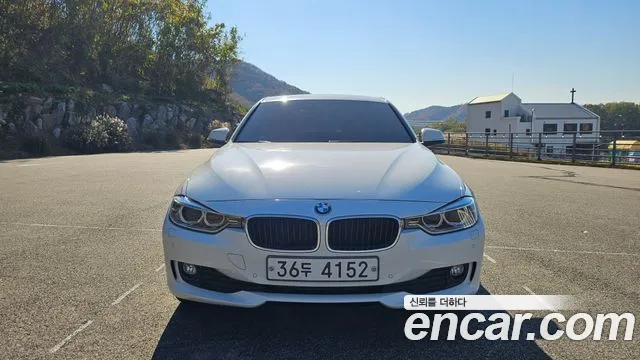 BMW 3-Series 2013