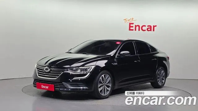 Renault SM6 2016