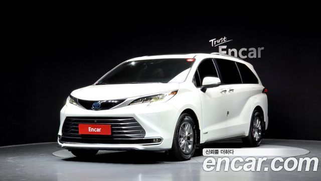 Toyota Sienna 2021