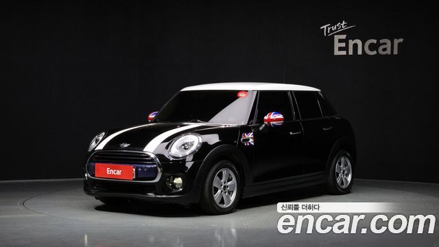 MINI Cooper 2018