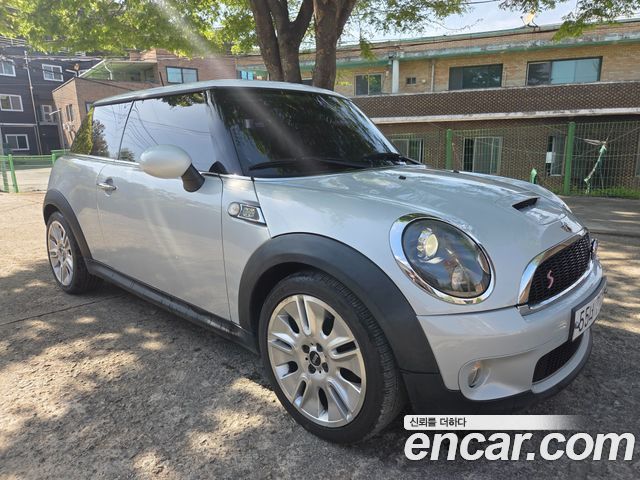 MINI Cooper 2010