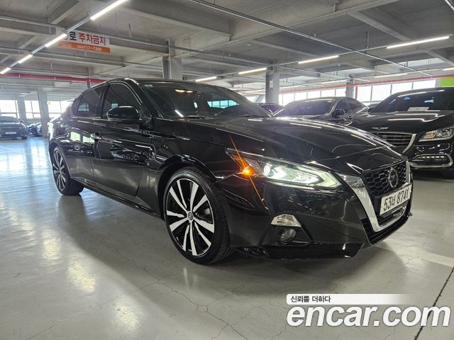 Nissan Altima 2019