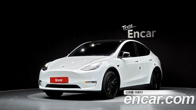 Tesla Model Y 2021