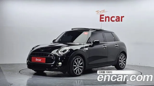 MINI Cooper 2016
