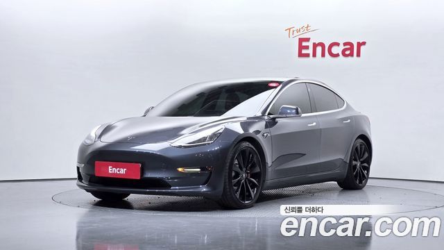 Tesla Model 3 2020