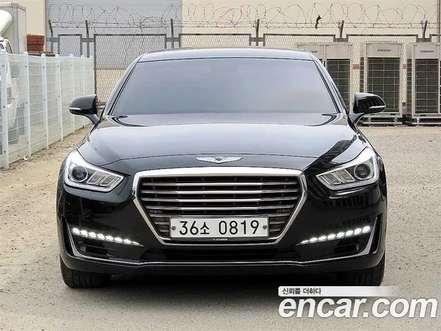 Genesis EQ900 2016