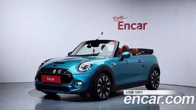 MINI Cooper Convertible 2018