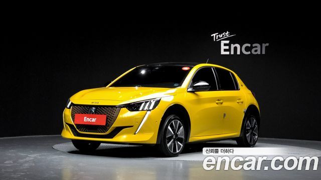 Peugeot 208 2021