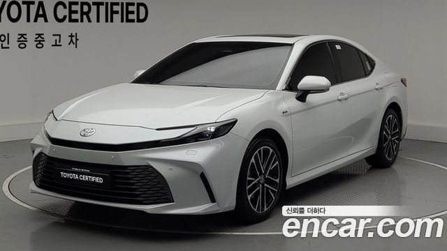 Toyota Camry 2025