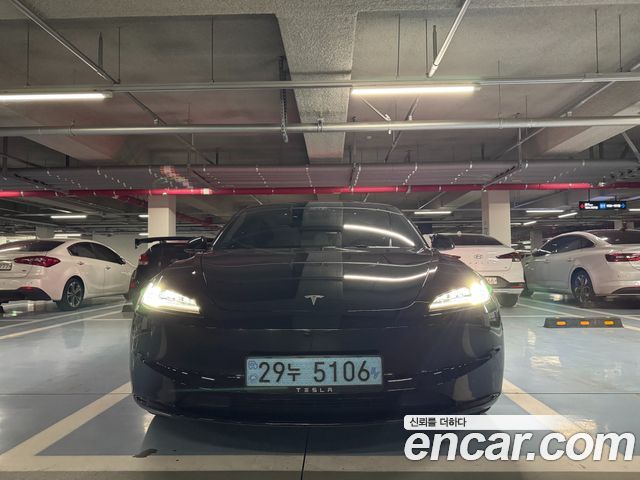 Tesla Model 3 2024