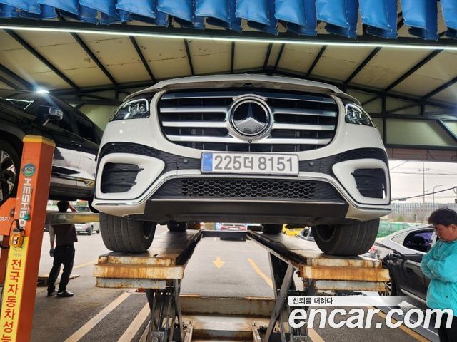 Mercedes-Benz GLS-Class 2025