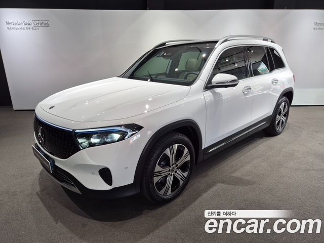 Mercedes-Benz EQB 2025