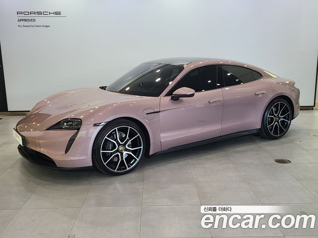 Porsche Taycan 2023