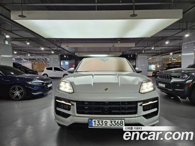 Porsche Cayenne 2025