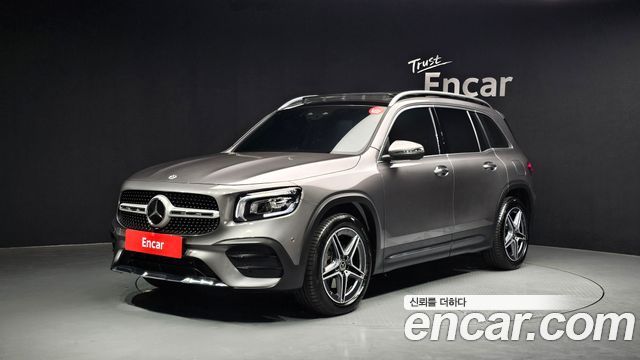 Mercedes-Benz GLB-Class 2023