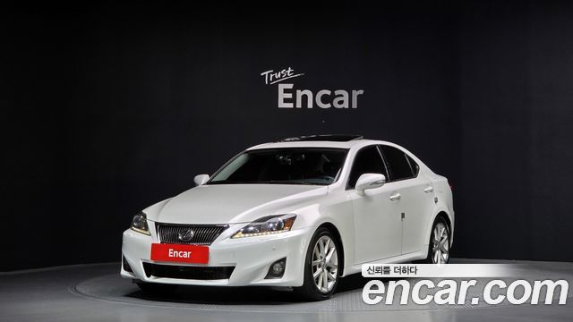 Lexus IS 2011