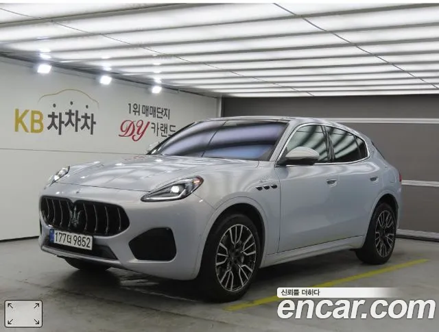 Maserati Grecale 2023