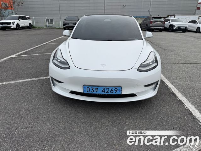 Tesla Model 3 2020