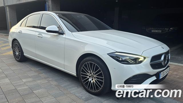 Mercedes-Benz C-Class 2022