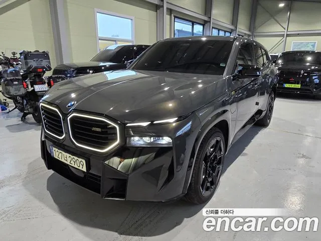 BMW XM 2023
