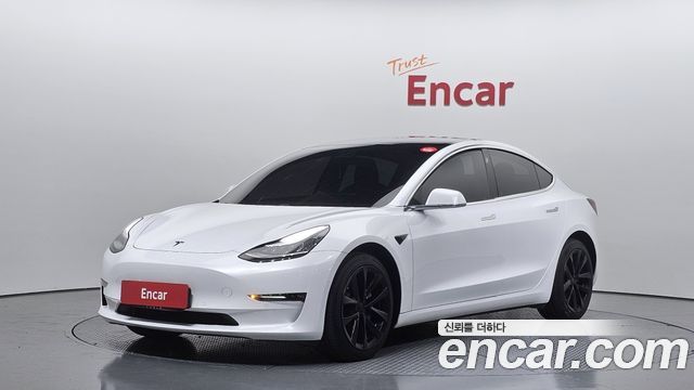 Tesla Model 3 2020