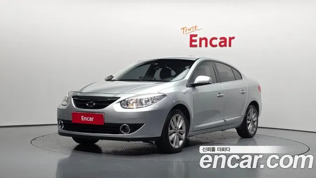 Renault SM3 2012