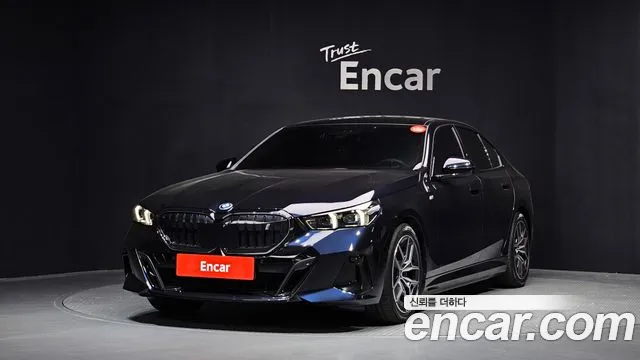 BMW i5 2024