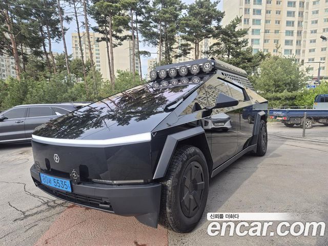 Tesla Cybertruck 2024