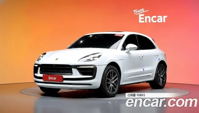 Porsche Macan 2022