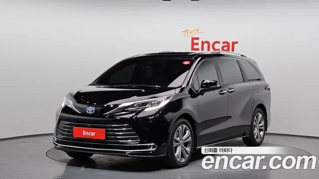 Toyota Sienna 2025