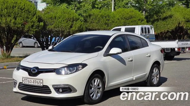 Renault SM3 2015