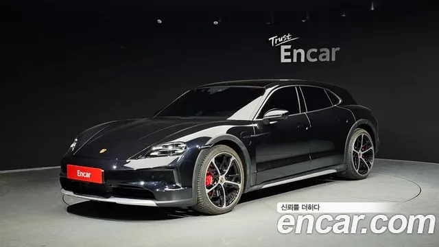 Porsche Taycan 2025