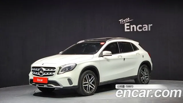 Mercedes-Benz GLA-Class 2018