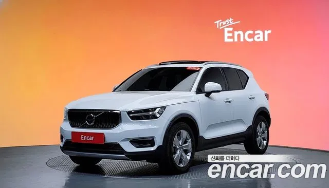 Volvo XC40 2021