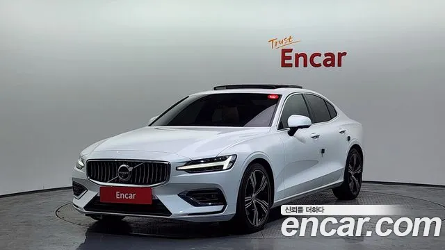 Volvo S60 2021