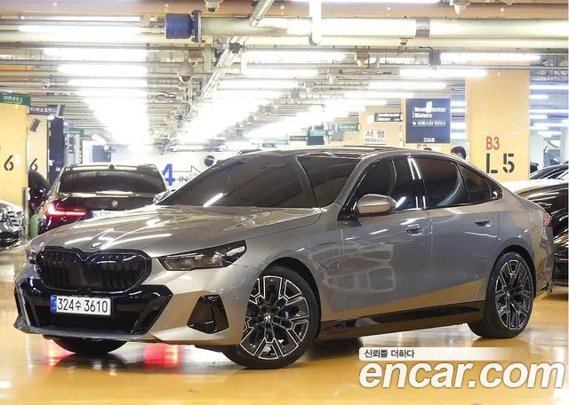 BMW 5-Series 2026