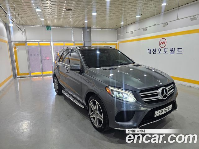 Mercedes-Benz GLE-Class 2018