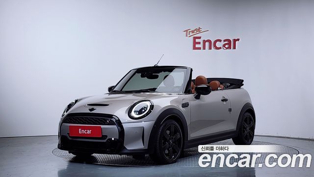 MINI Cooper Convertible 2021