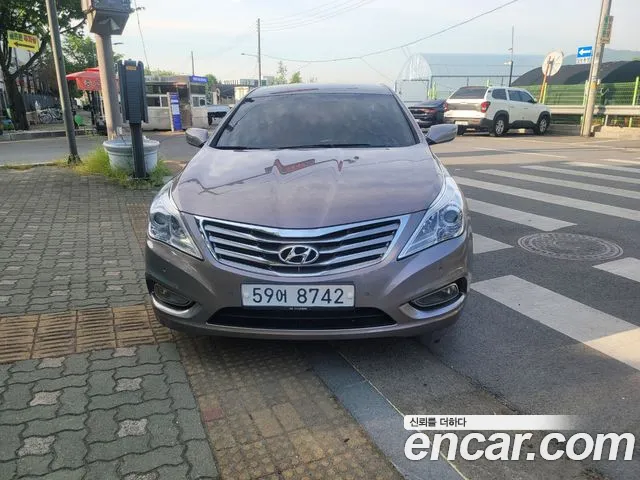Hyundai Grandeur 2012