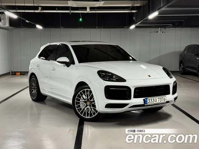 Porsche Cayenne 2021