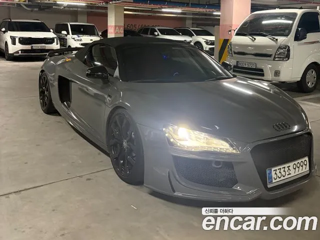 Audi R8 2012